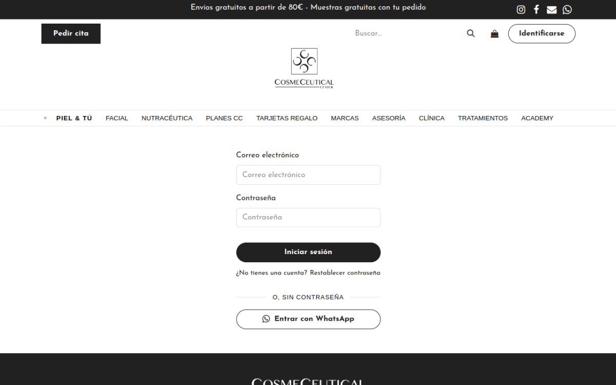Acceso con correo y contraseña o Entrar con WhatsApp